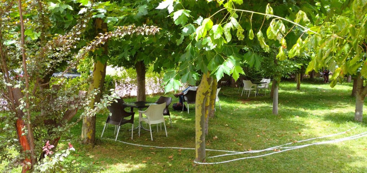 איפראן Hotel Relais Ras El Maa מראה חיצוני תמונה